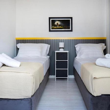 Euphoria Apartments Tirana Esterno foto