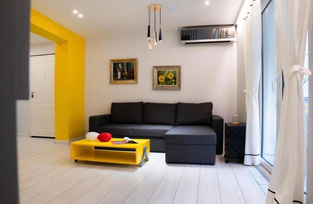 Euphoria Apartments Tirana Esterno foto