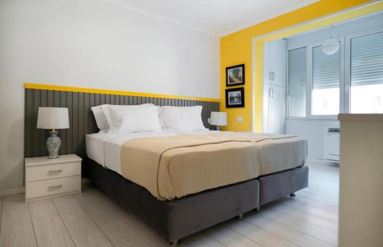 Euphoria Apartments Tirana Esterno foto